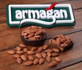 Armağan Yerli Mut Badem